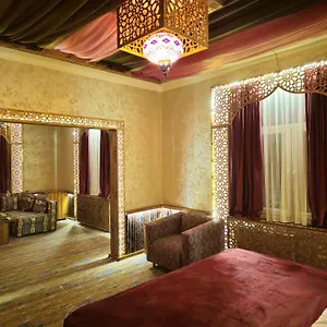 Qiz Galasi Hotel